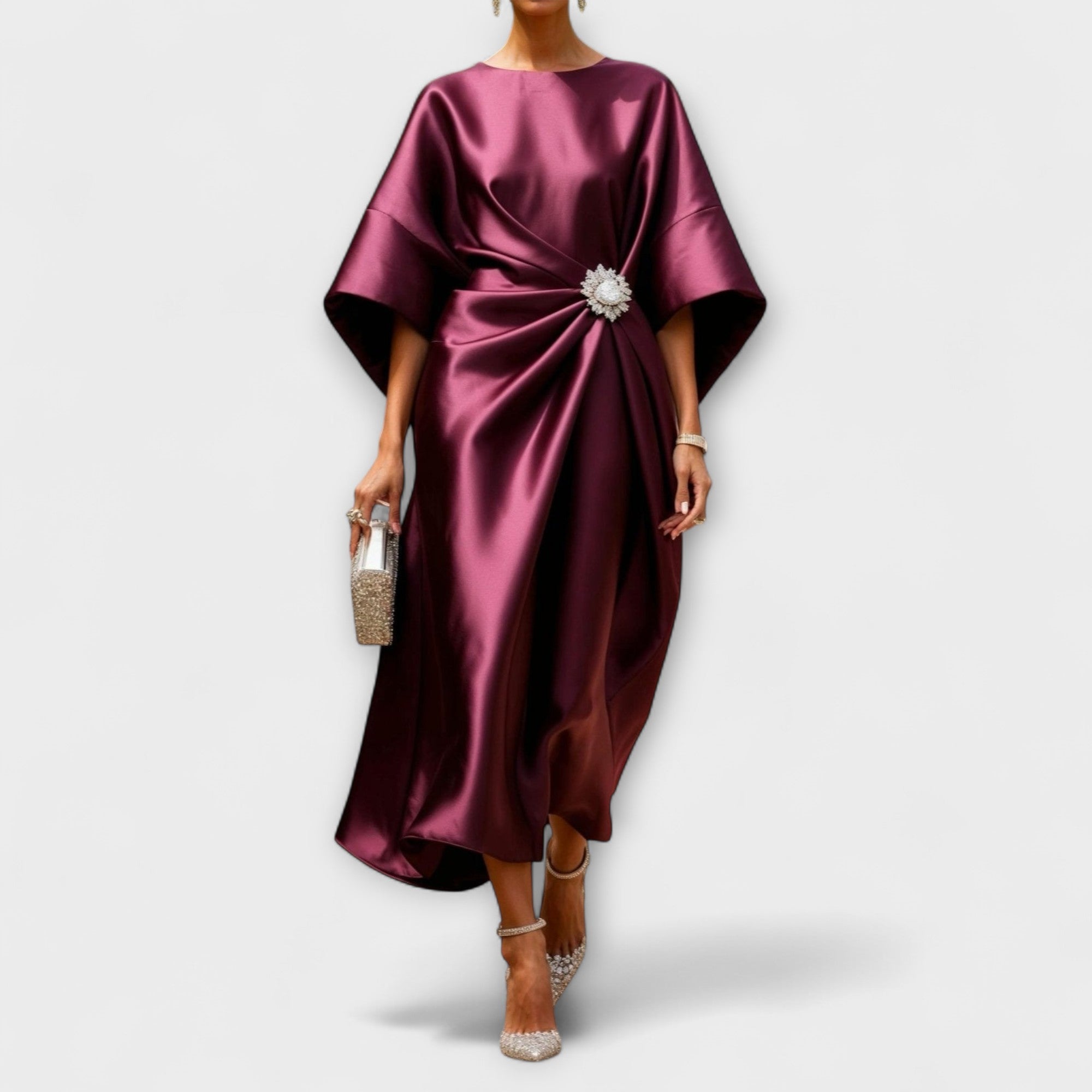 Robe longue en satin scintillant de luxe