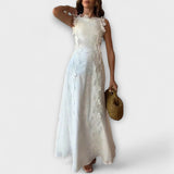 Éliora – Robe maxi avec motif floral en dentelle et ceintures à nouer