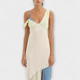 Alora - Robe Midi Thames avec Détail de Splice