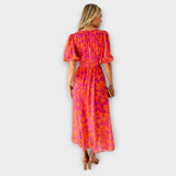 Katty – Robe midi avec décolleté en V, motif floral et manches bouffantes