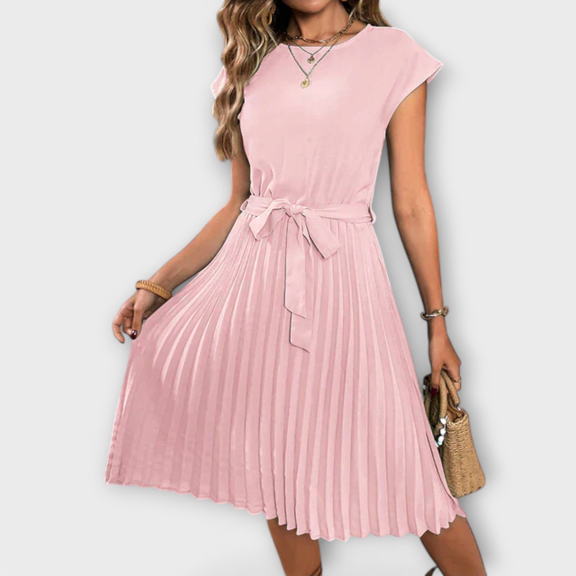 Claire - Robe midi décontractée à manches courtes plissée