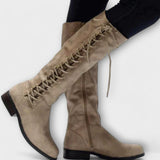 Bottes élégantes à lacets