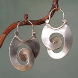 Boucles d'oreilles en argent vintage avec spirale