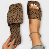 Chaussons plats avec motif léopard