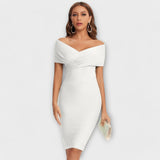 Robe élégante avec décolleté en V