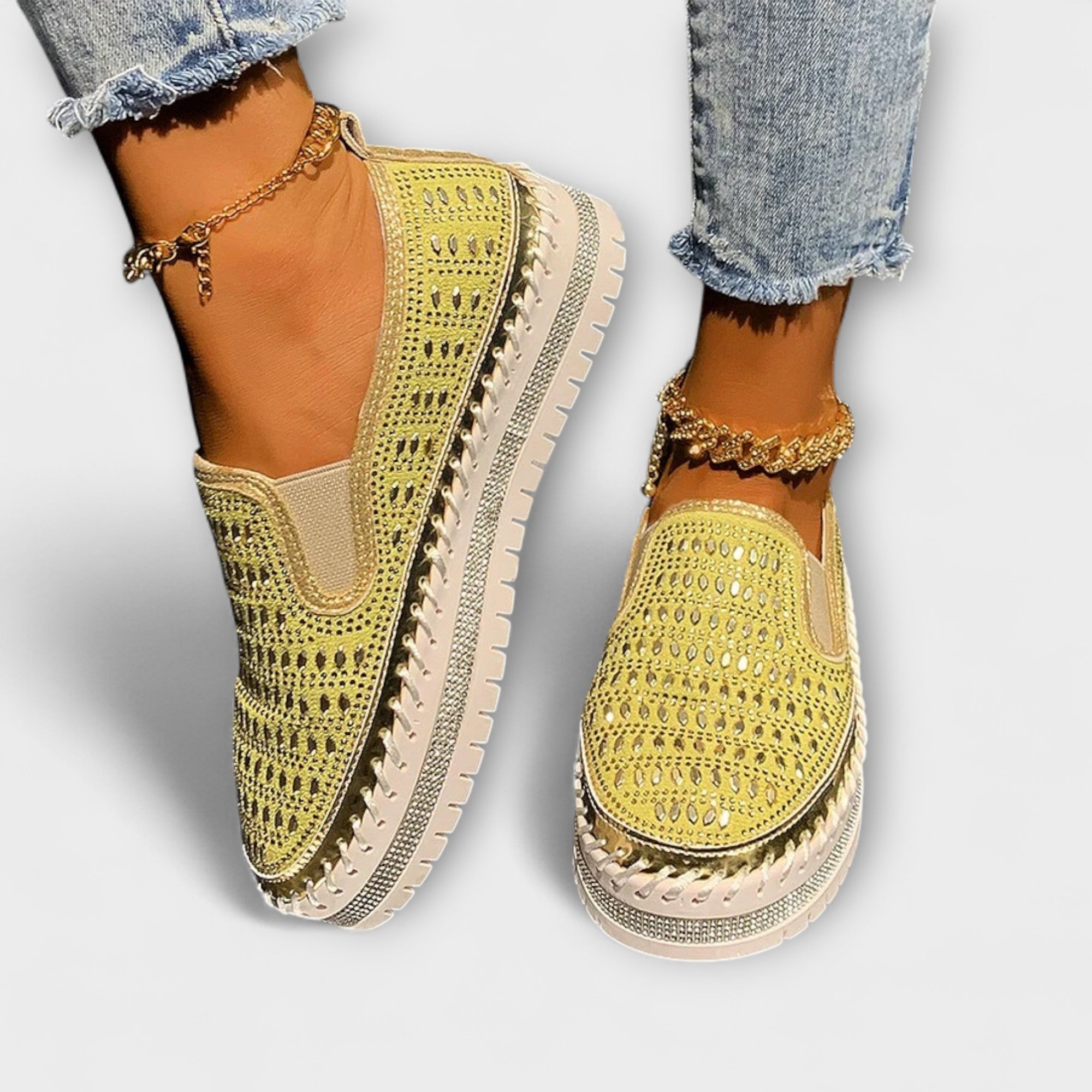Kenna – Embellie de strass avec une pointe ronde