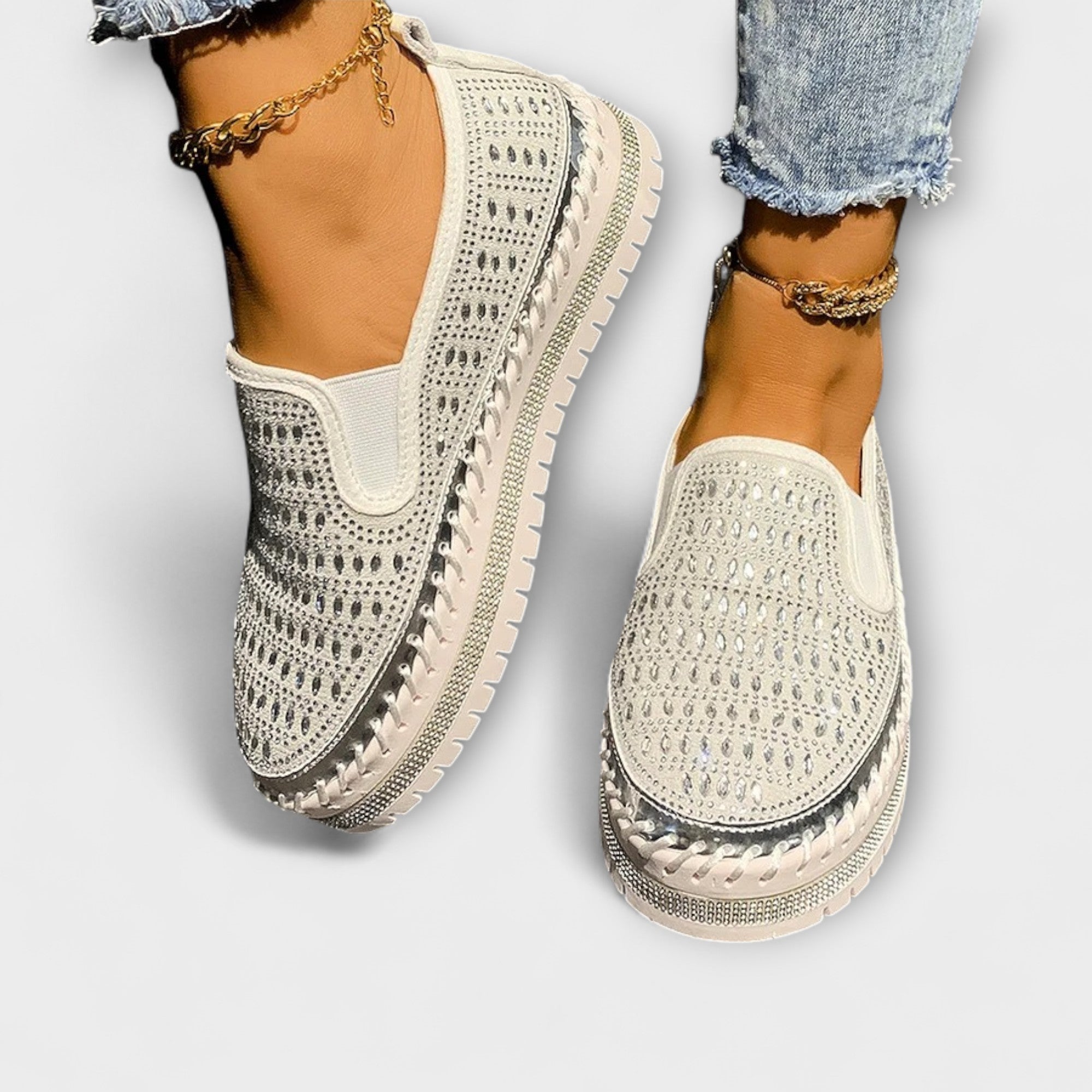 Kenna – Embellie de strass avec une pointe ronde