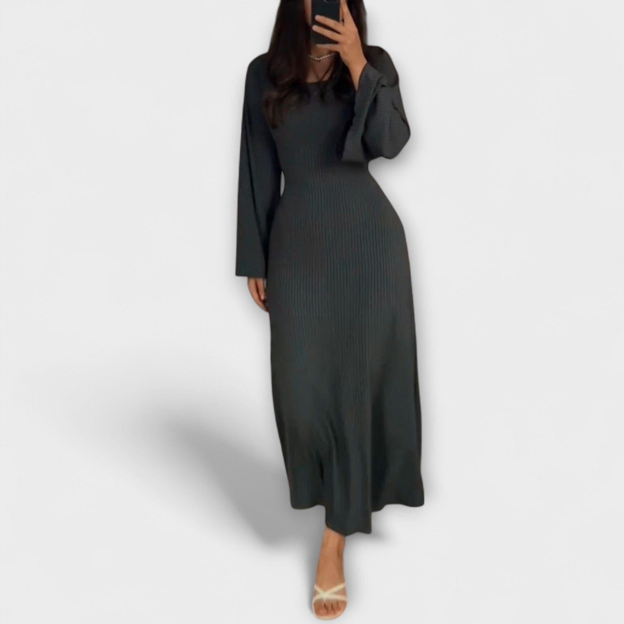 Jocelyn - Robe en tricot chic avec détail à la taille