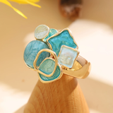 Bague en or émaillé bleu et blanc