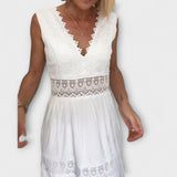 Ninfea Robe Midi Boho Sans Manches avec Détails en Dentelle