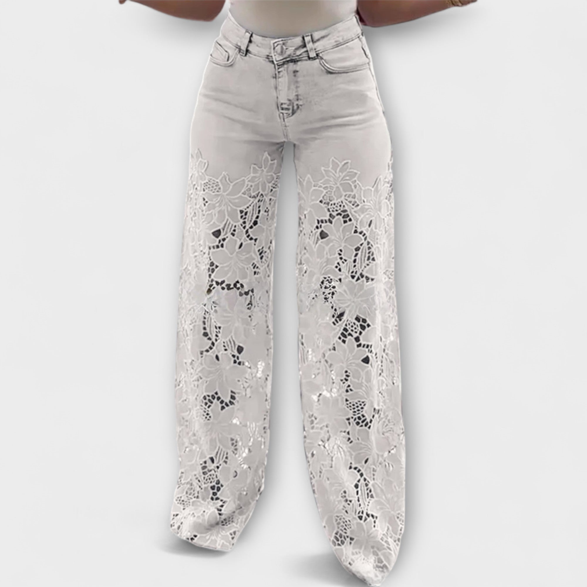 Jeans patchwork tendance en dentelle